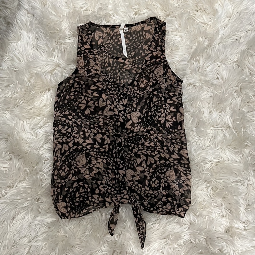 Bellatrix front tie sleeveless blouse top